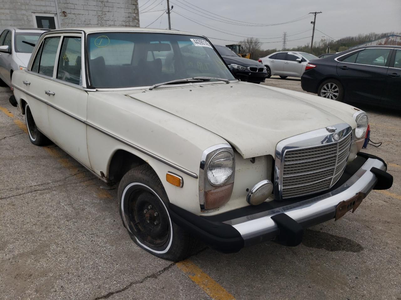 1975 Mercedes-Benz 200 Series VIN: 11501712026386 Lot: 44390142