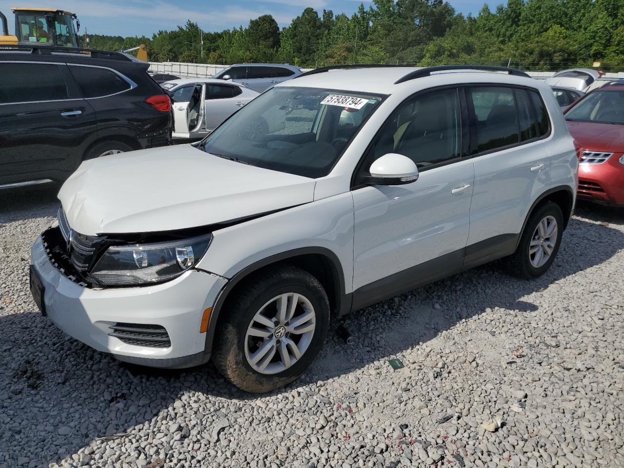 2017 Volkswagen Tiguan S VIN: WVGBV7AX4HK001372 Lot: 57938794