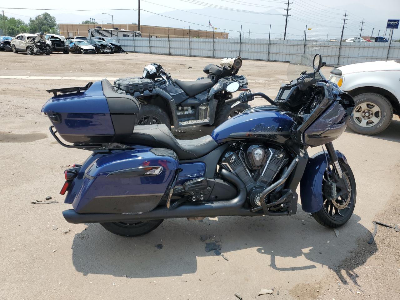 2024 Indian Motorcycle Co. Pursuit Darkhorse W/Powerband Audio VIN: 56KLDFRR9R3427141 Lot: 64692154