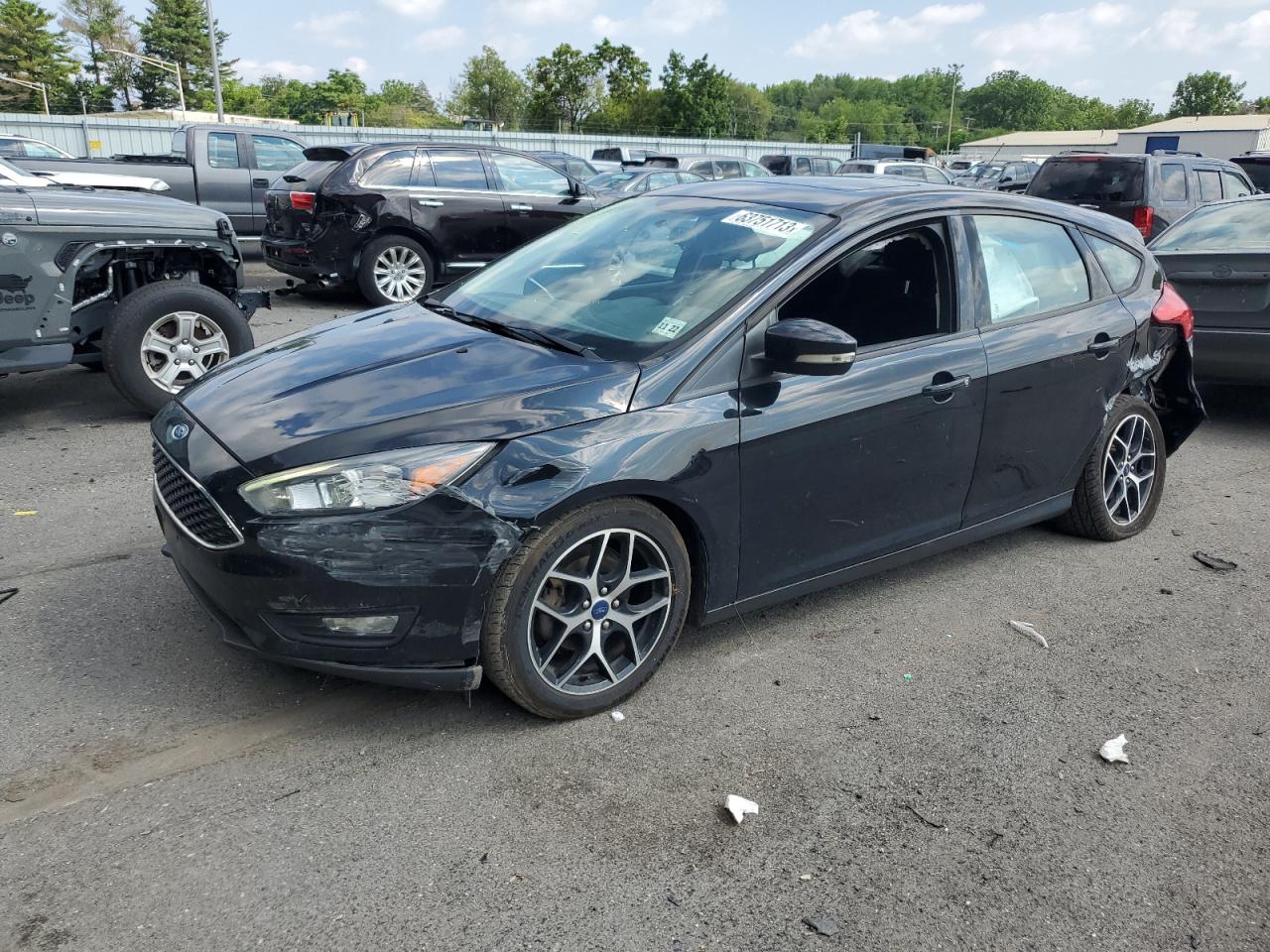 2017 Ford Focus Sel VIN: 1FADP3M22HL326733 Lot: 63751713