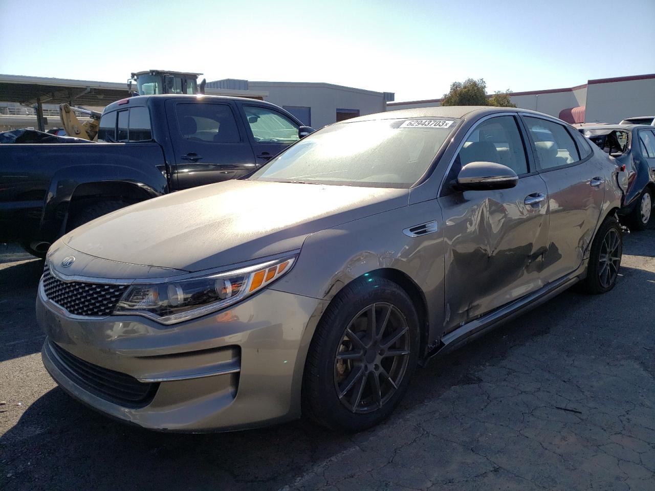 2016 Kia Optima Ex VIN: 5XXGU4L33GG097588 Lot: 62943703