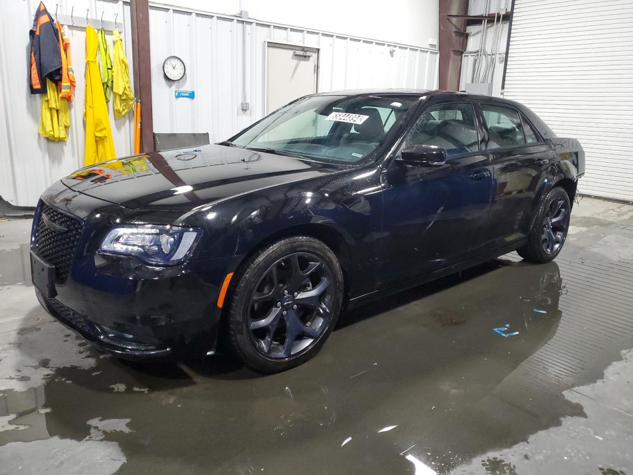 2023 Chrysler 300 S VIN: 2C3CCABG0PH585306 Lot: 65844894