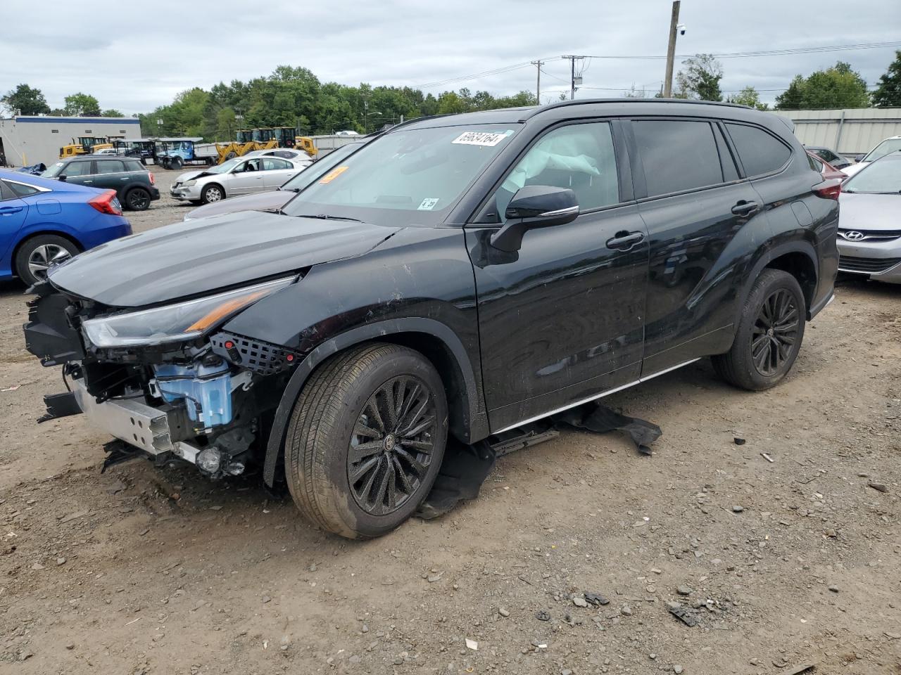 2024 Toyota Highlander Le VIN: 5TDKDRBH1RS550872 Lot: 69634164