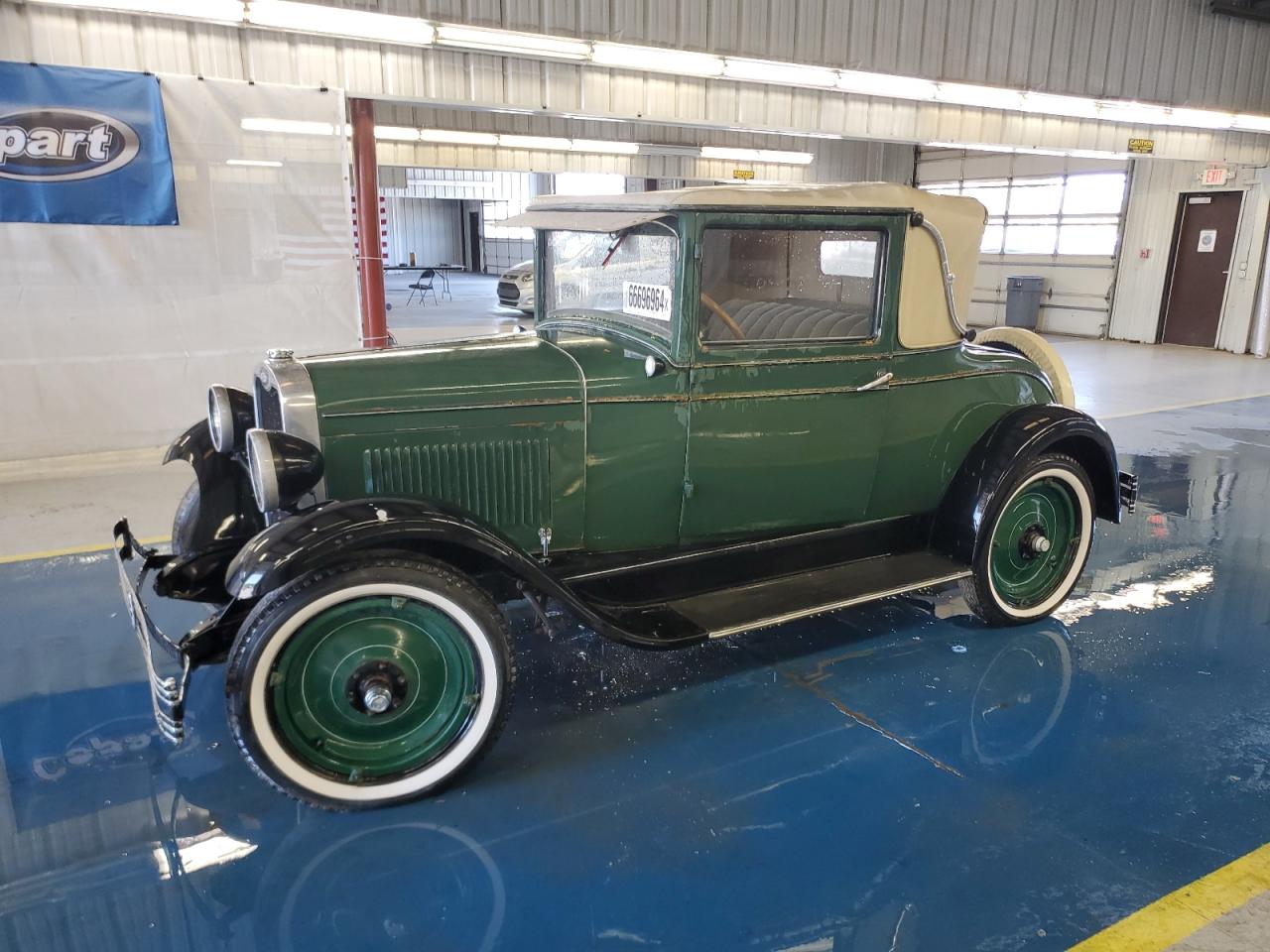 1928 Chevrolet Abnational VIN: 4201189 Lot: 66696964