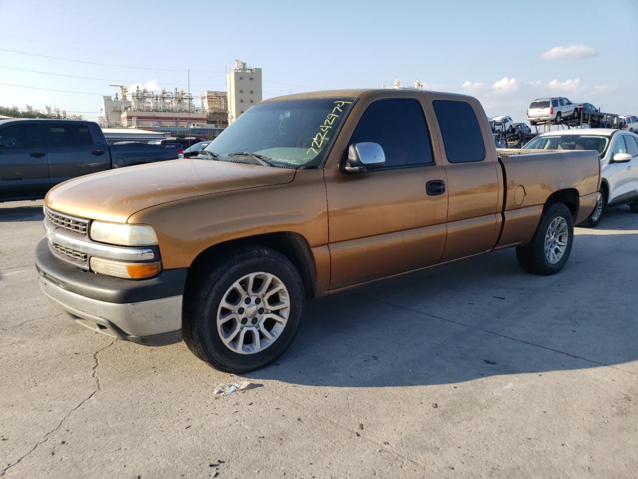 2001 Chevrolet Silverado C1500 VIN: 2GCEC19V411105342 Lot: 72242974