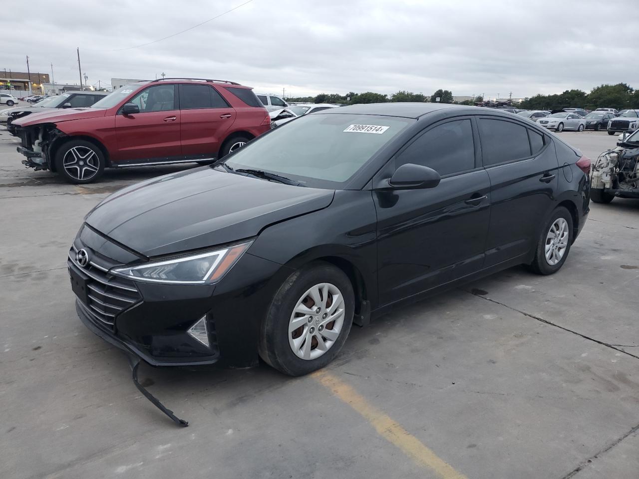 2019 Hyundai Elantra Se VIN: 5NPD74LFXKH480946 Lot: 70991514