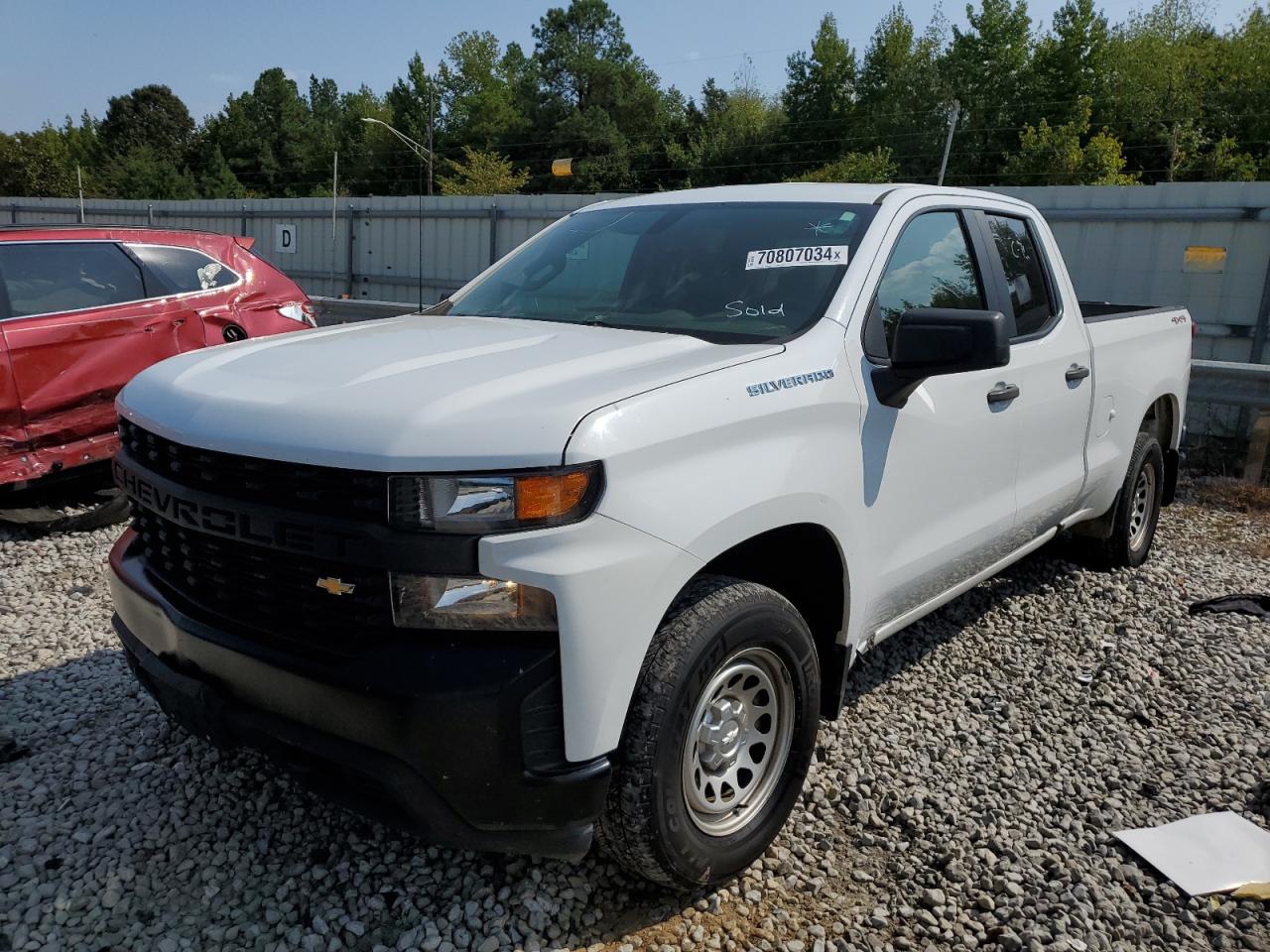 2019 Chevrolet Silverado K1500 VIN: 1GCRYAEF8KZ243590 Lot: 70807034