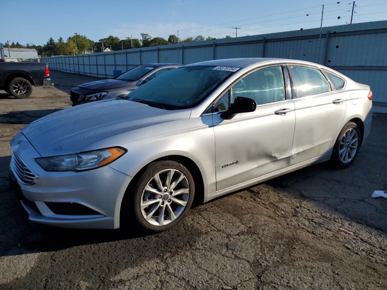 2017 Ford Fusion Se Hybrid VIN: 3FA6P0LU5HR113996 Lot: 69578754