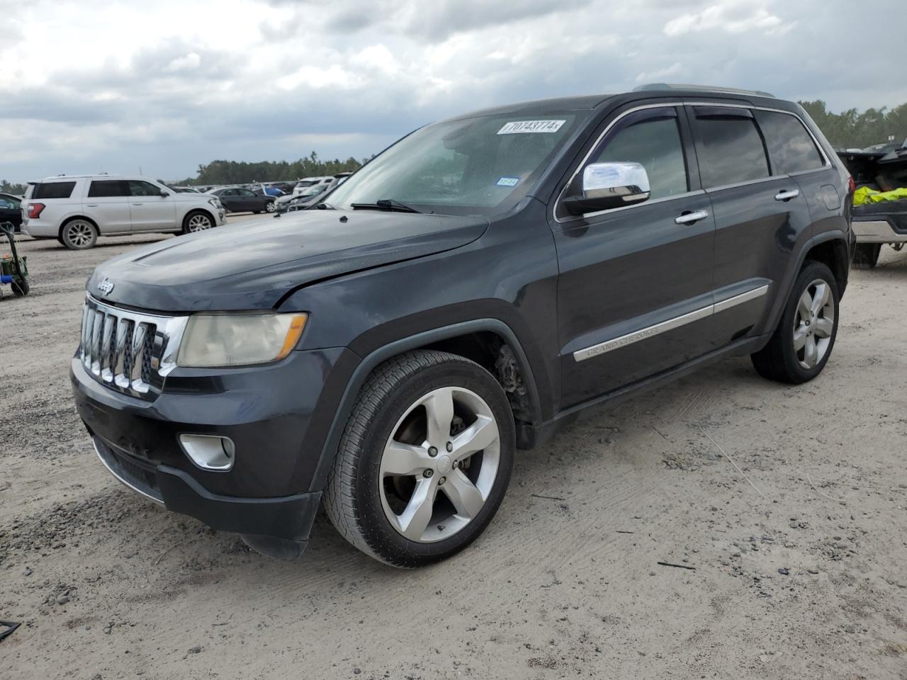 2012 Jeep Grand Cherokee Overland VIN: 1C4RJECG2CC275043 Lot: 70743774