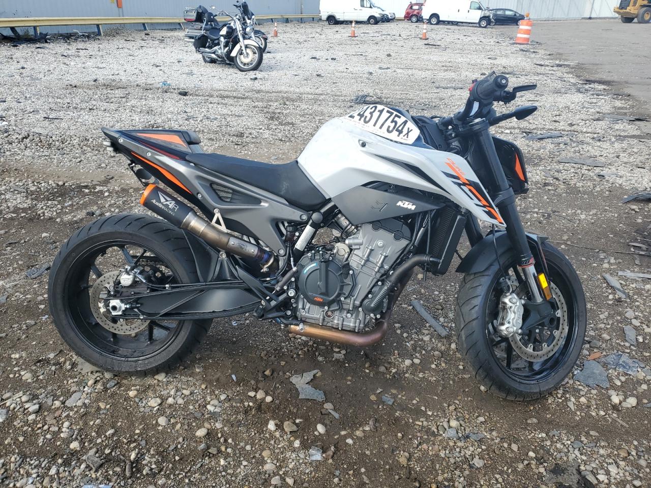 2023 Ktm 790 Duke VIN: LCETU7401PH700822 Lot: 72431754