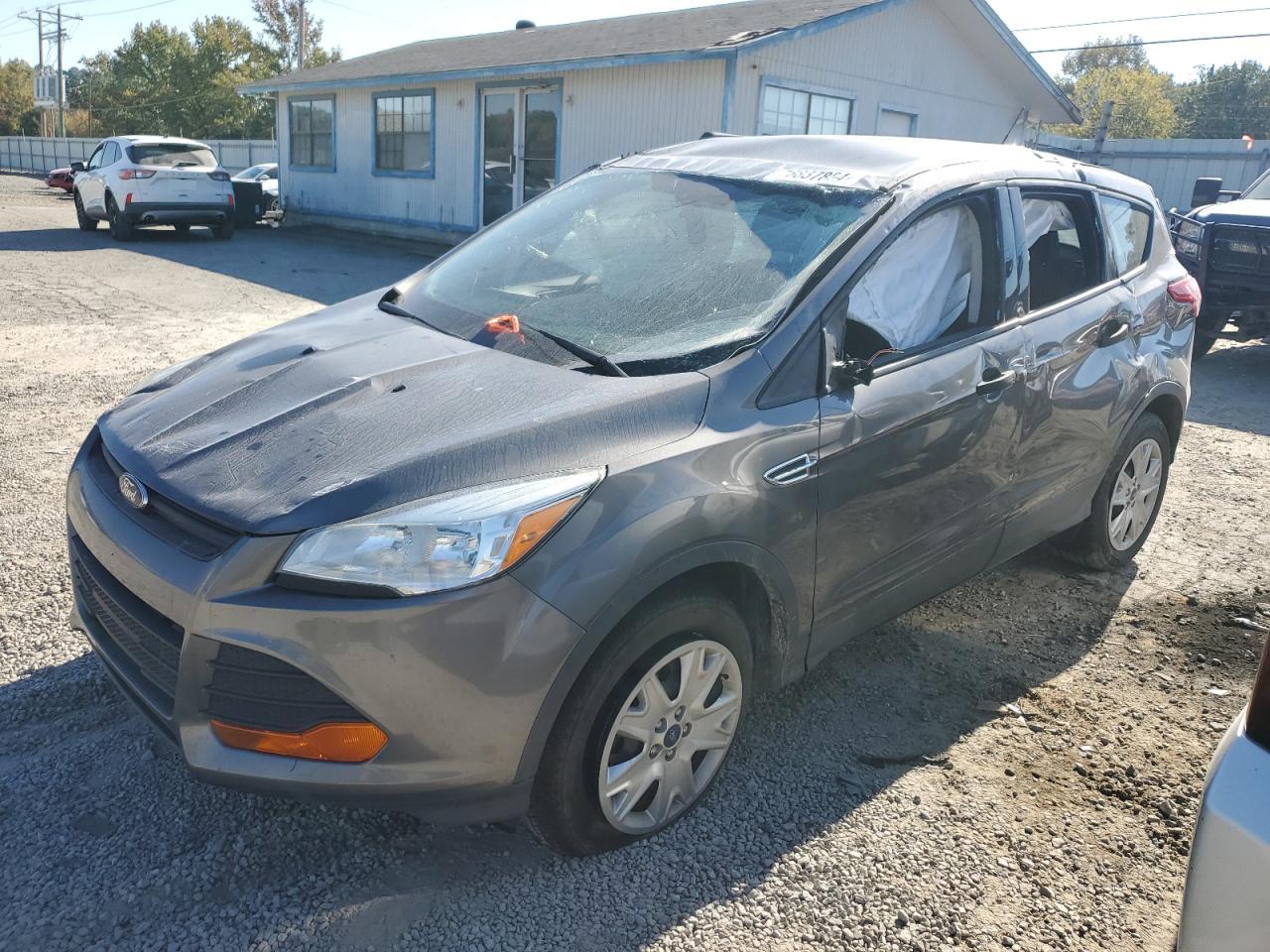 2013 Ford Escape S VIN: 1FMCU0F74DUC80411 Lot: 76837864