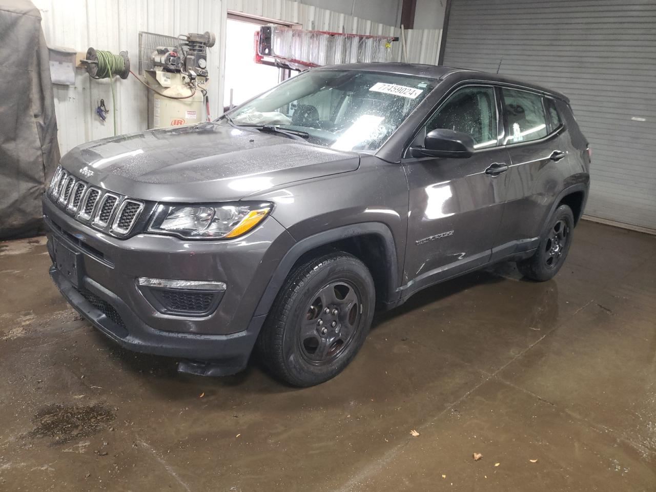 2018 Jeep Compass Sport VIN: 3C4NJCABXJT461358 Lot: 77459024