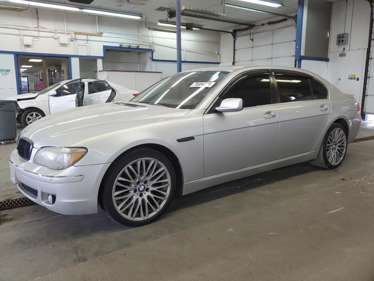 2007 BMW 750 VIN: WBAHN83507DT76255 Lot: 75684074