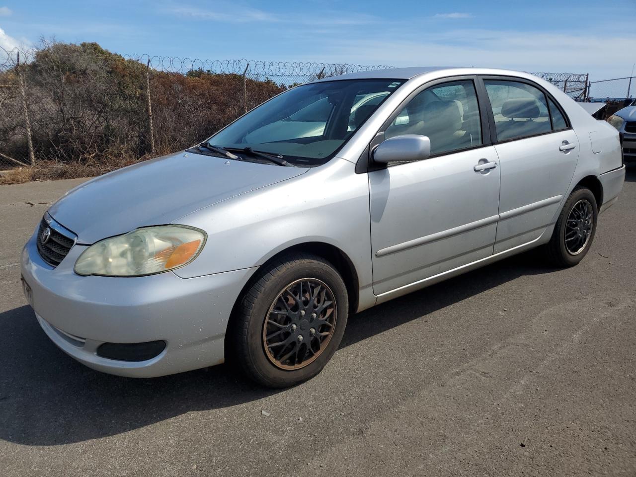 2007 Toyota Corolla Ce VIN: 1NXBR32E47Z877663 Lot: 77209844