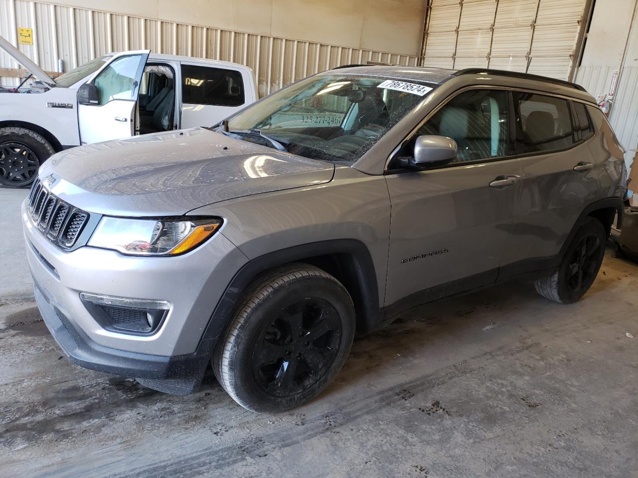 2018 Jeep Other VIN: 3C4NJCBB7JT410902 Lot: 78678524