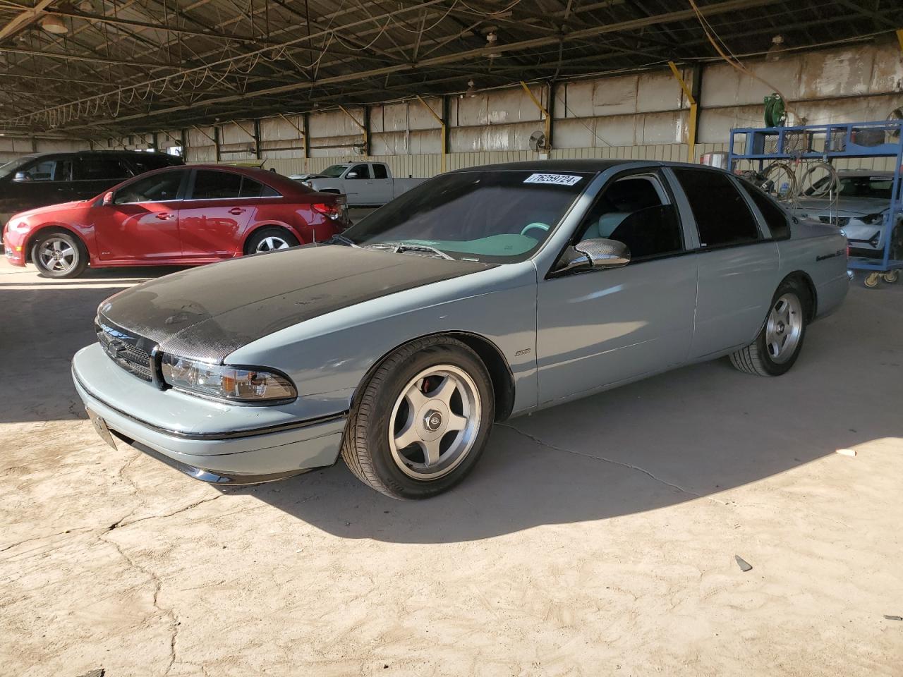 1995 Chevrolet Caprice / Impala Classic Ss VIN: 1G1BL52P0SR163259 Lot: 76259724