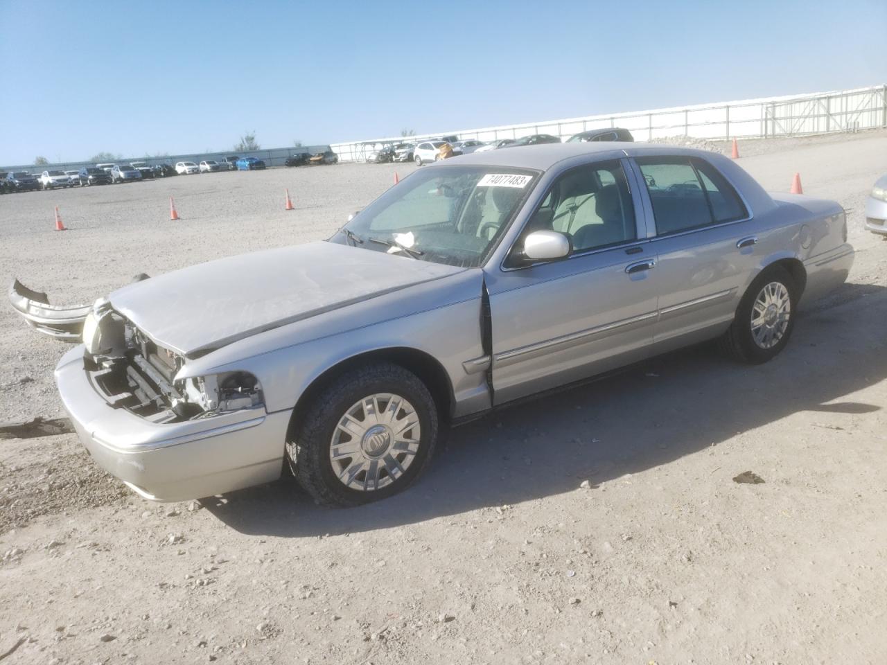 2007 Mercury Grand Marquis Gs VIN: 2MEFM74V97X605206 Lot: 74077483