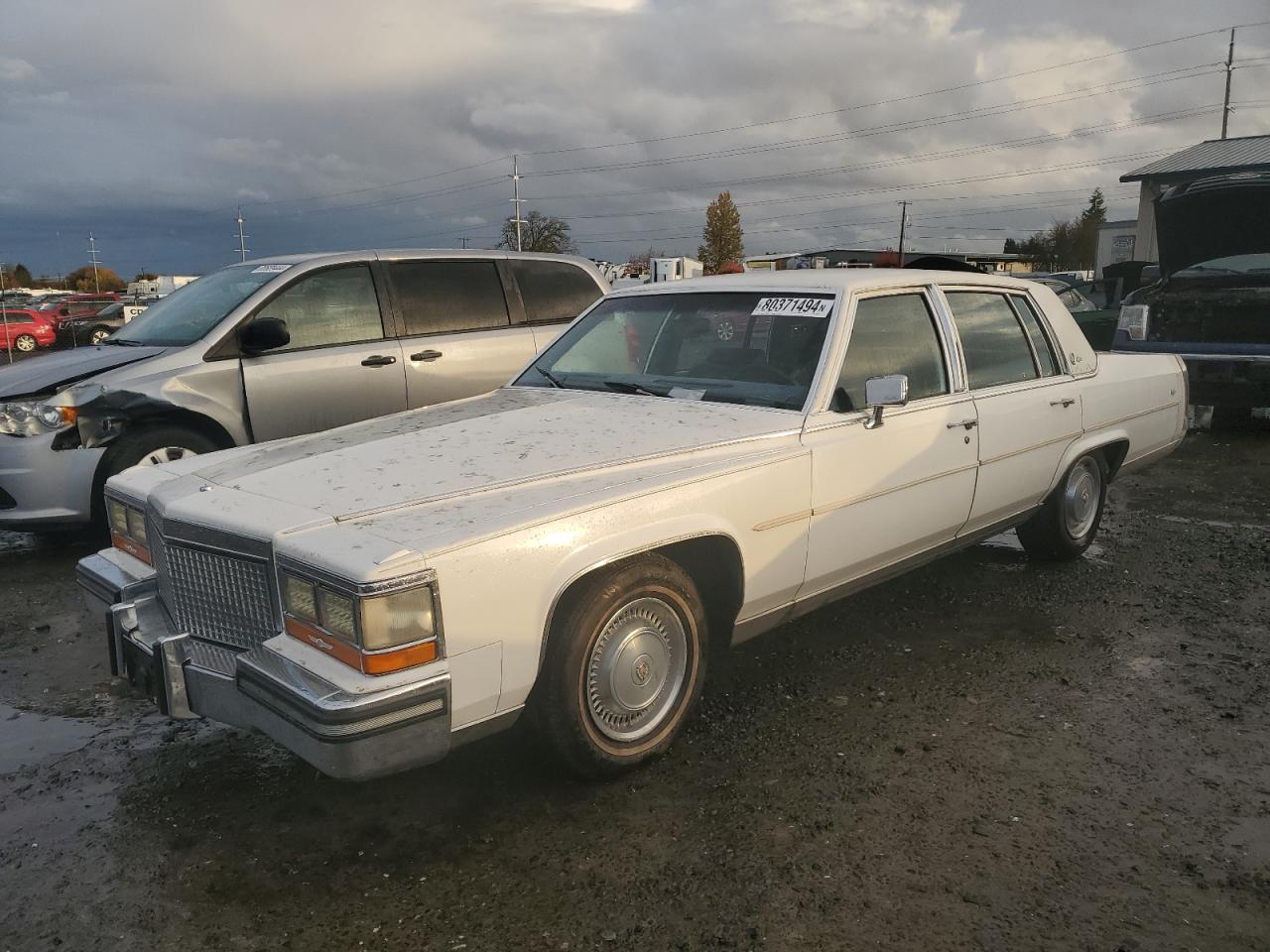 1988 Cadillac Brougham VIN: 1G6DW51Y1JR761749 Lot: 80371494