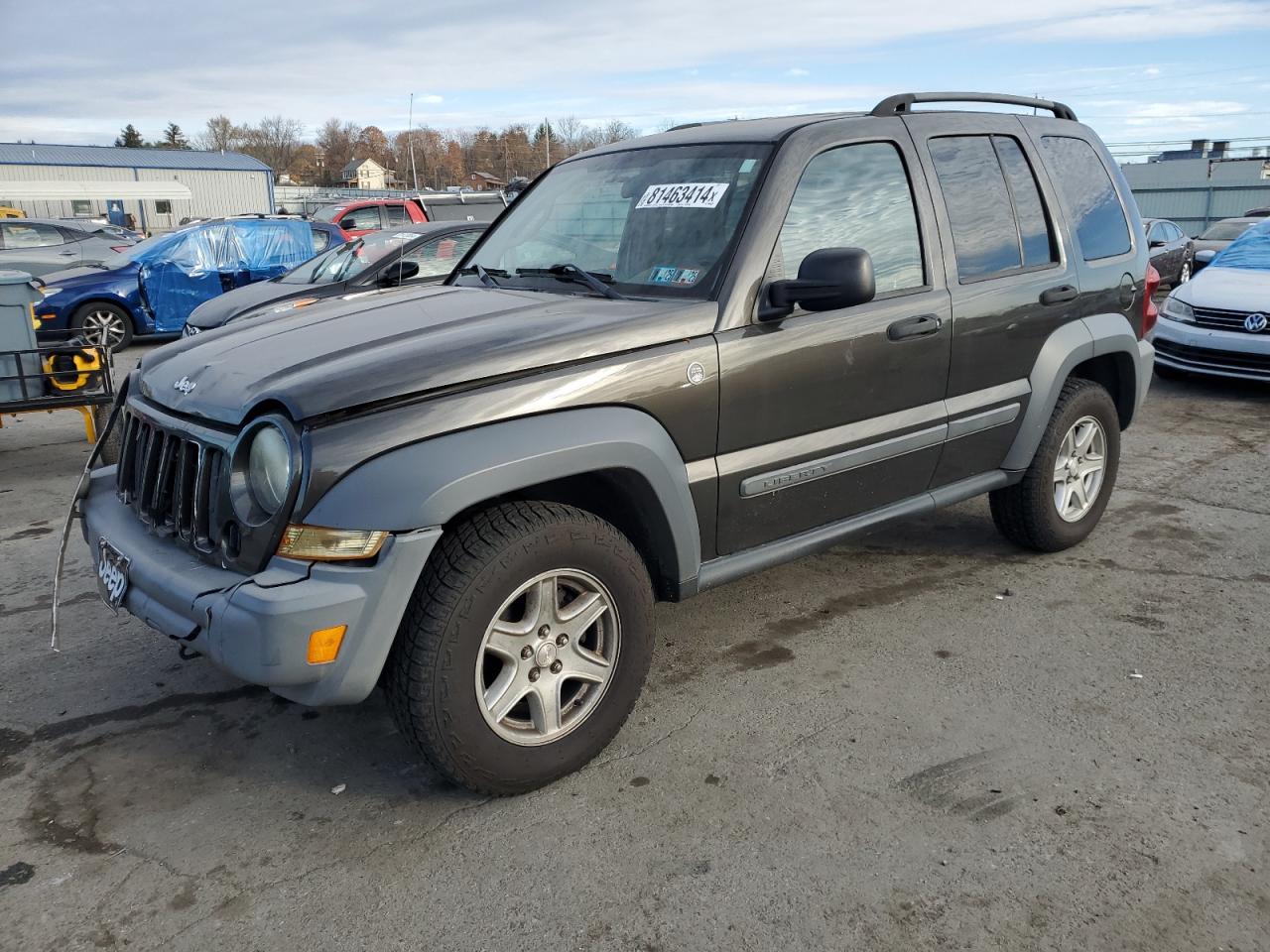 2005 Jeep Liberty Sport VIN: 1J4GL48K15W538000 Lot: 81463414