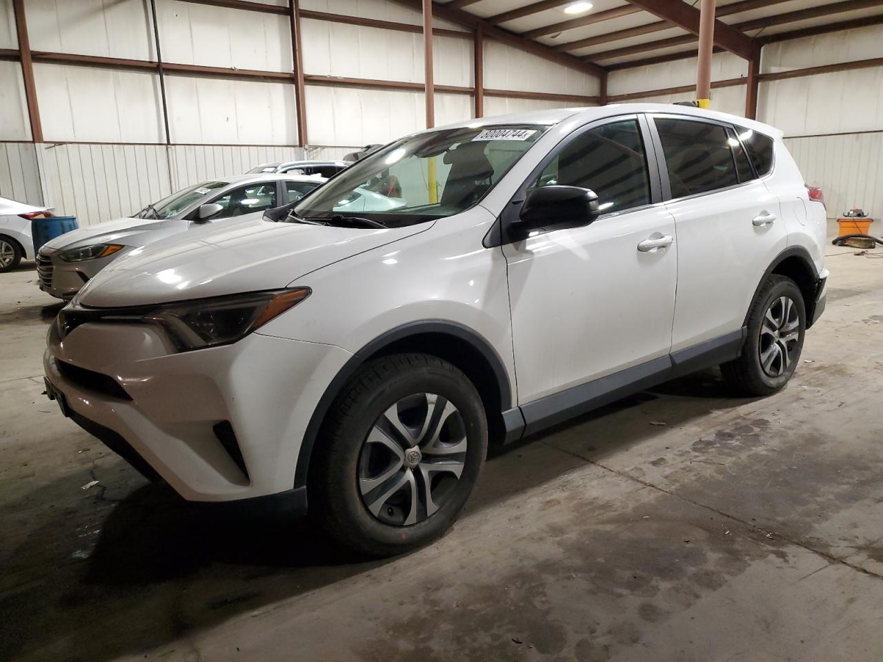 2018 Toyota Rav4 Le VIN: 2T3BFREV0JW850062 Lot: 80004744