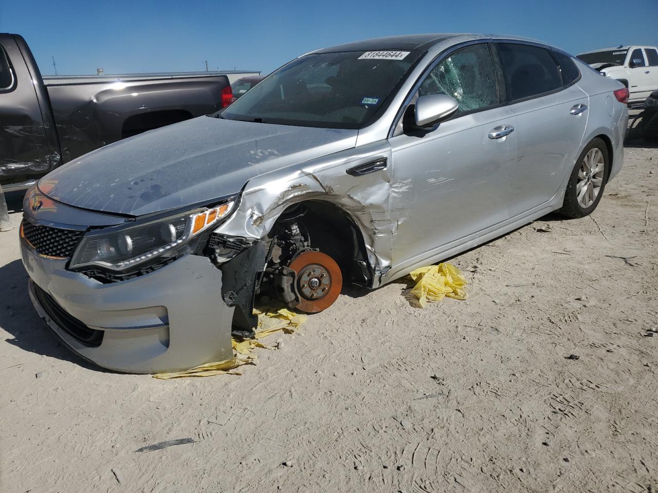 2016 Kia Optima Ex VIN: 5XXGU4L39GG041235 Lot: 81844644