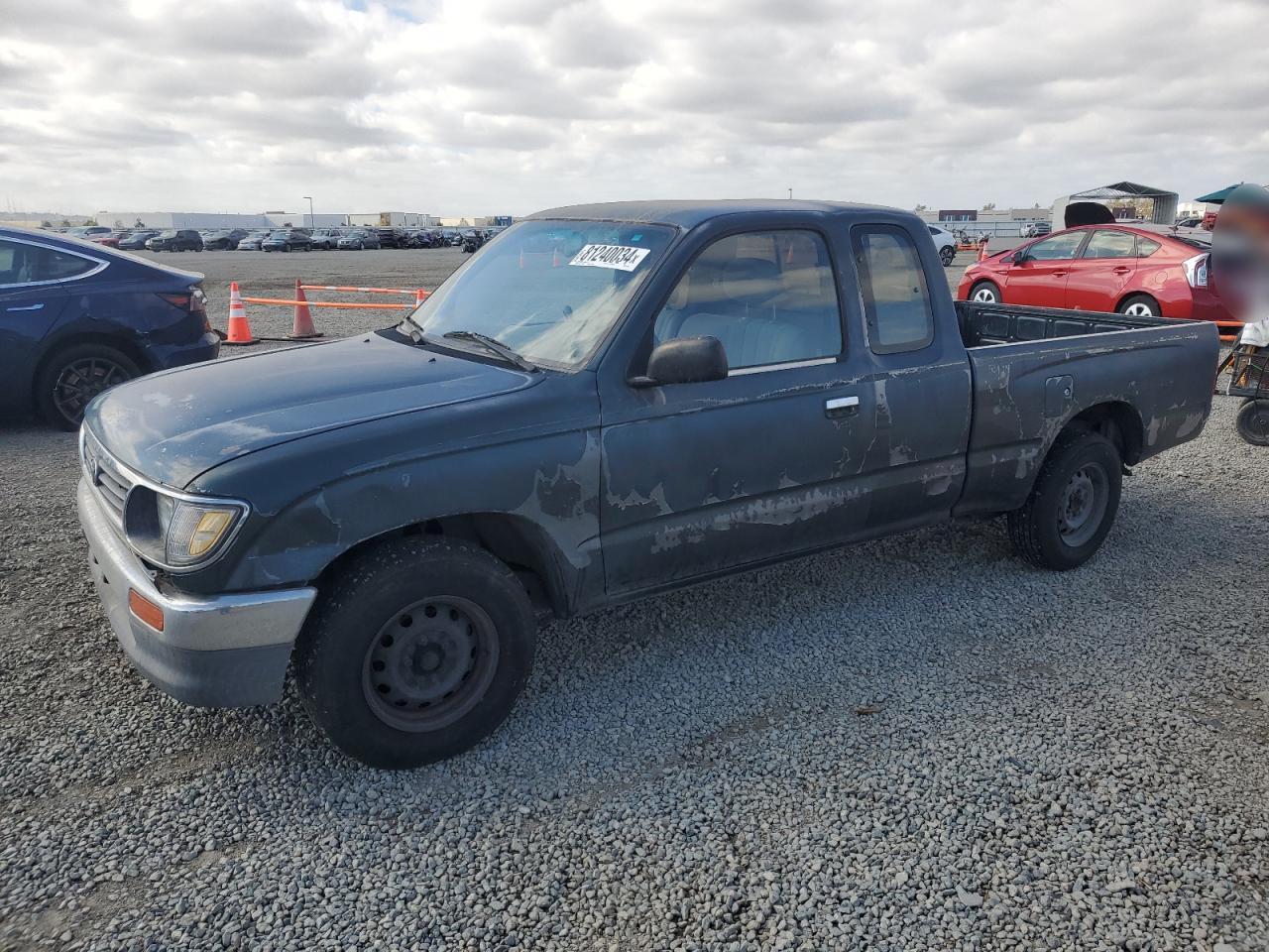 1996 Toyota Tacoma Xtracab VIN: 4TAVN52N3TZ147163 Lot: 81240034