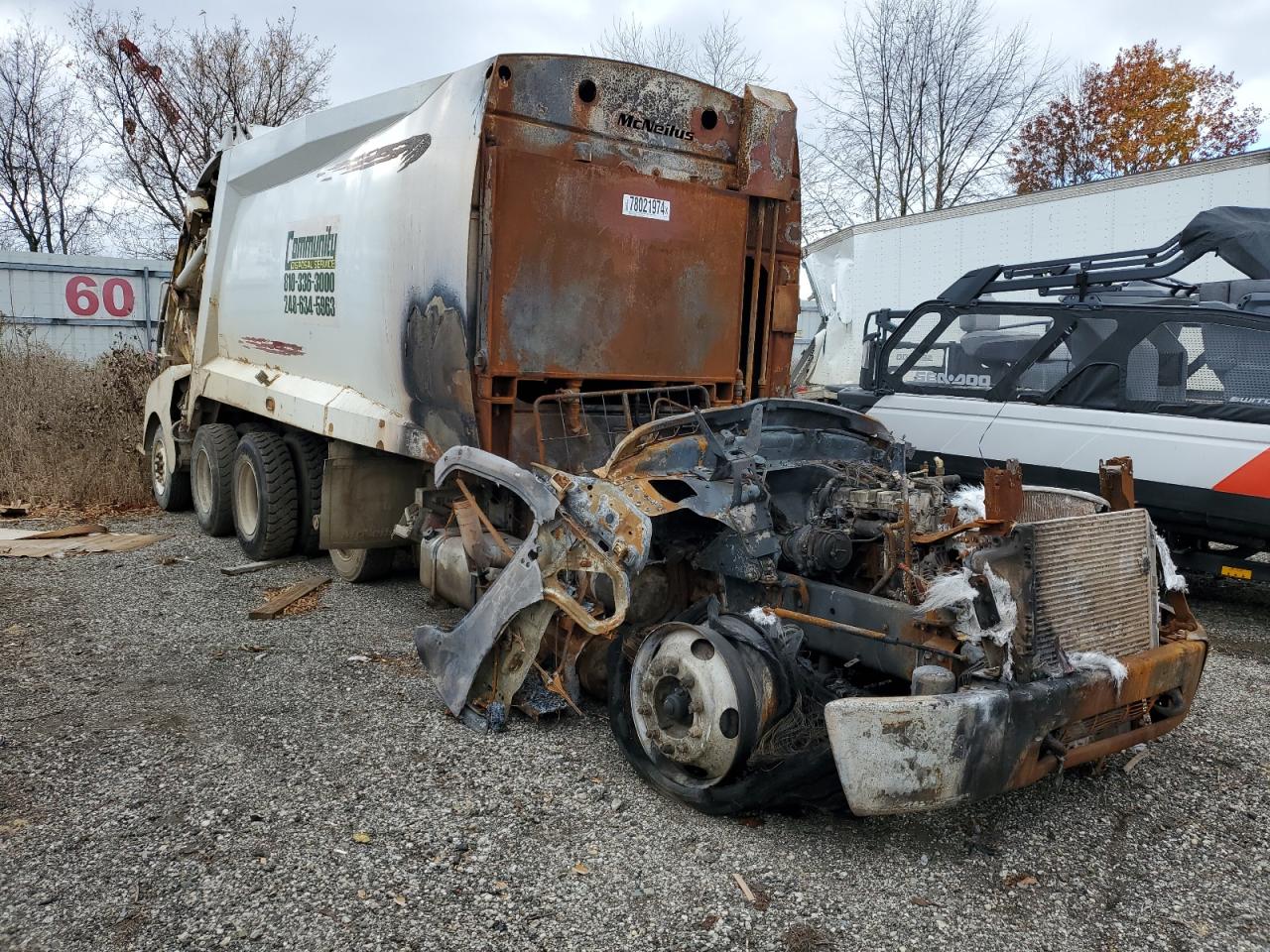 2013 Freightliner M2 106 Medium Duty VIN: 1FVHCYBS7DHFG8778 Lot: 78021974