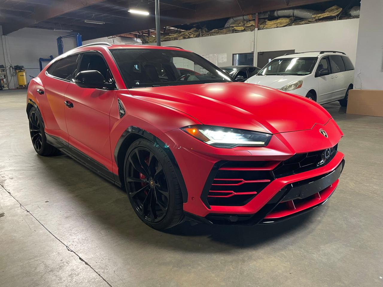 2019 Lamborghini Urus VIN: ZPBUA1ZL8KLA04356 Lot: 80452844