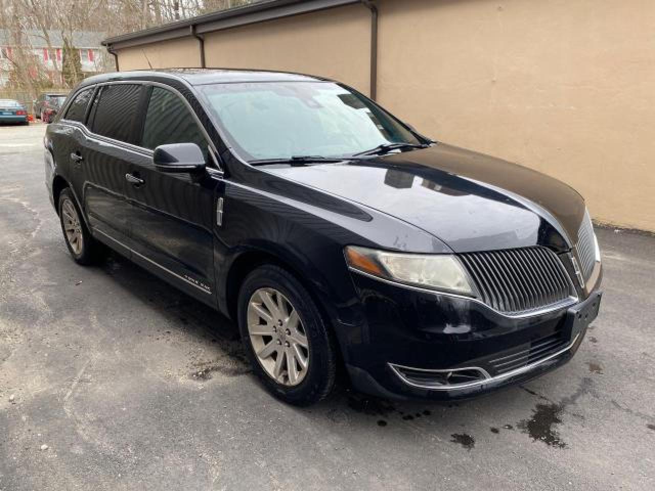 2016 Lincoln Mkt VIN: 2LMHJ5NK0GBL00069 Lot: 82567744