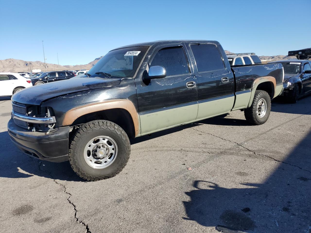 2001 Chevrolet Silverado C1500 Heavy Duty VIN: 1GCGC13U11F200328 Lot: 79548524