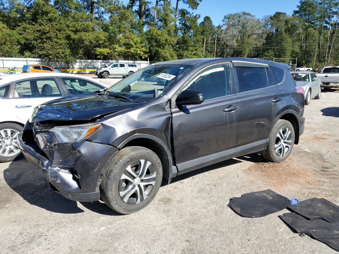 2018 Toyota Rav4 Le VIN: JTMZFREV7JJ172987 Lot: 81593284