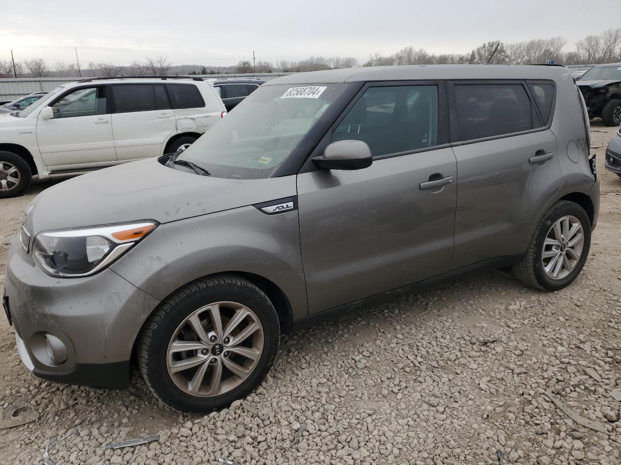 2018 Kia Soul + VIN: KNDJP3A5XJ7511283 Lot: 82588704