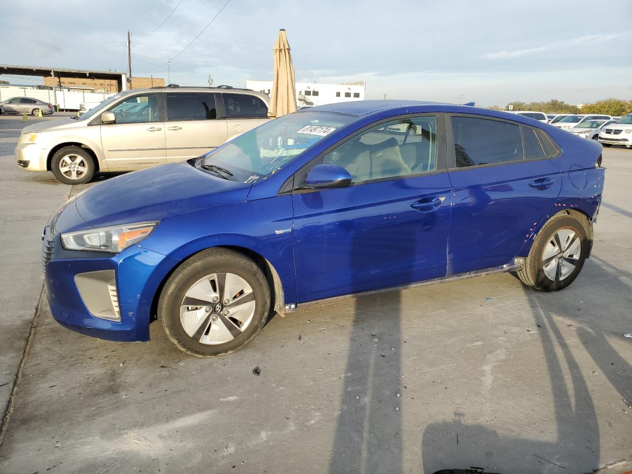 2019 Hyundai Ioniq Blue VIN: KMHC65LC8KU144823 Lot: 81497174