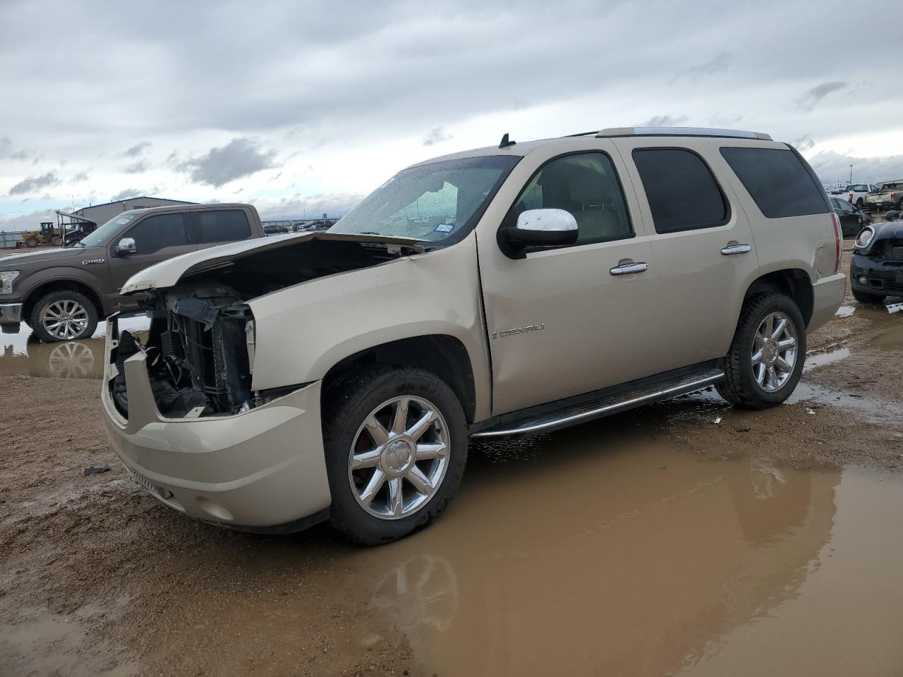 2008 GMC Yukon Denali VIN: 1GKFK63868J115852 Lot: 78908254