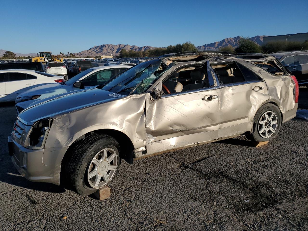 2004 Cadillac Srx VIN: 1GYEE637040157790 Lot: 81365974