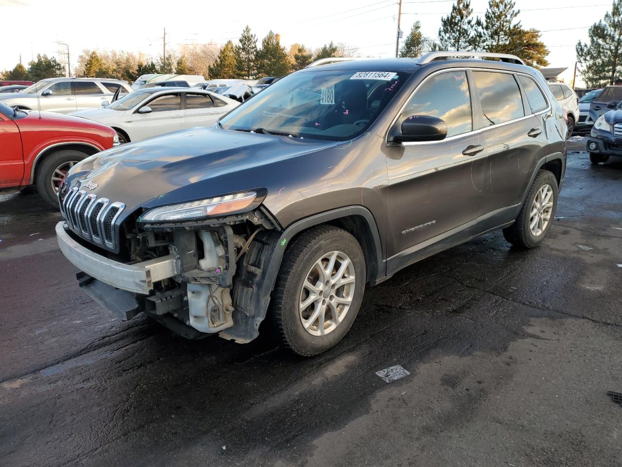 2014 Jeep Cherokee Latitude VIN: 1C4PJMCB9EW138088 Lot: 82811564