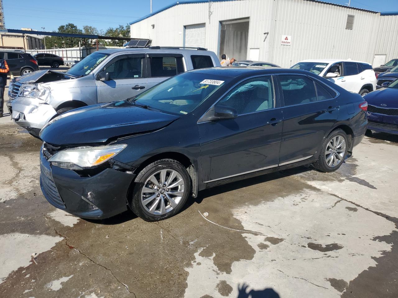 2017 Toyota Camry Le VIN: 4T1BF1FK1HU687642 Lot: 81733804