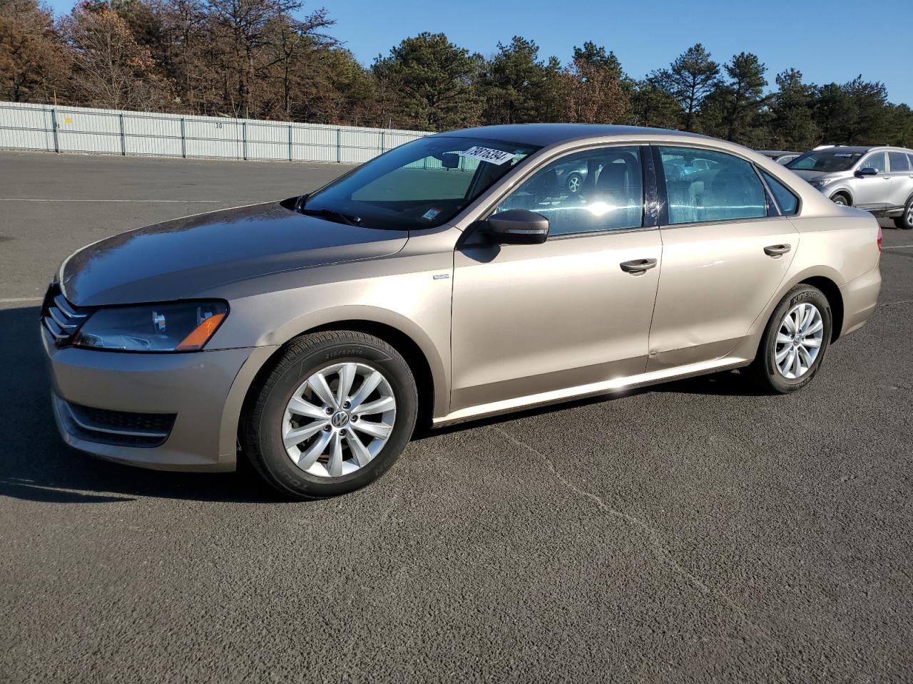 2015 Volkswagen Passat S VIN: 1VWAT7A34FC032404 Lot: 79816394