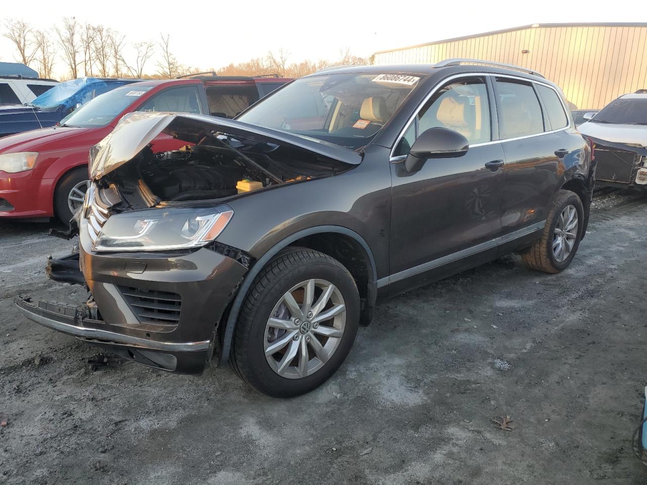 2016 Volkswagen Touareg Sport VIN: WVGEF9BP9GD008275 Lot: 86086744