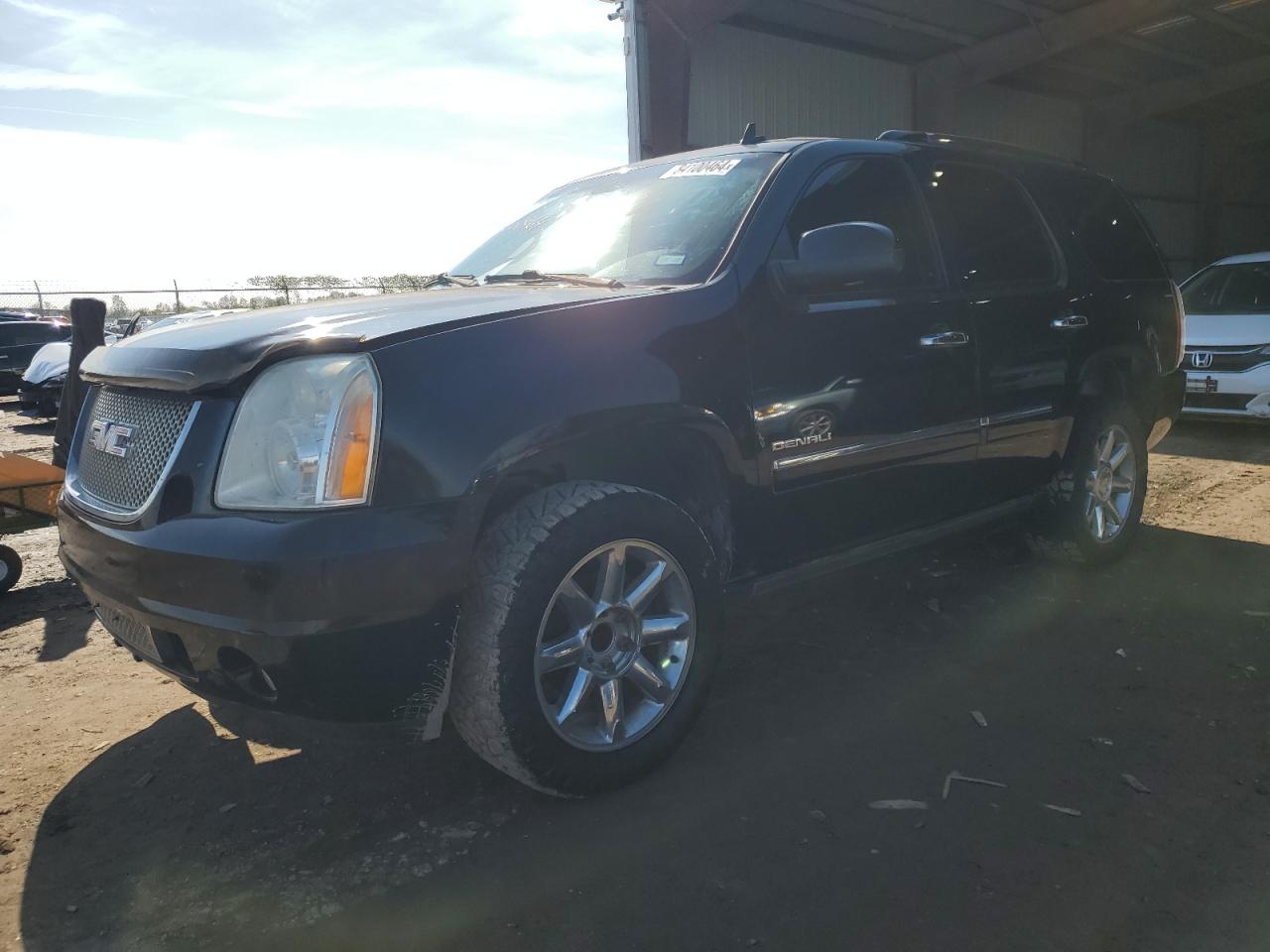 2009 GMC Yukon Denali VIN: 1GKFC03299R301314 Lot: 84100464