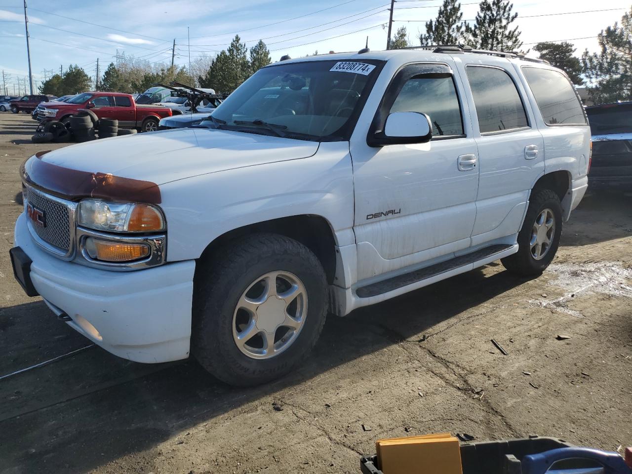 2004 GMC Yukon Denali VIN: 1GKEK63U74J160785 Lot: 83208774