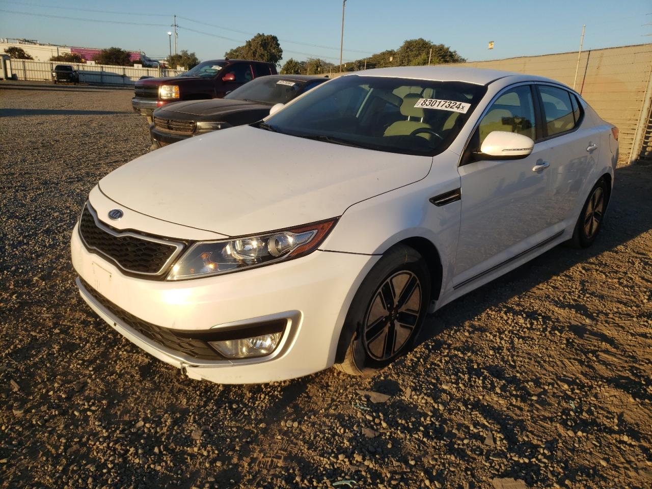 2011 Kia Optima Hybrid VIN: KNAGM4AD7B5006585 Lot: 83017324