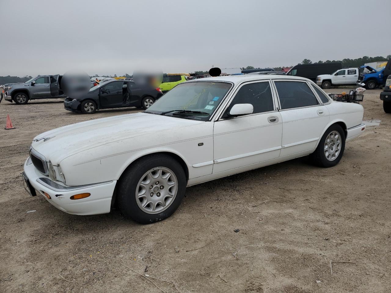 1998 Jaguar Xj8 VIN: SAJHX1248WC835728 Lot: 86698244