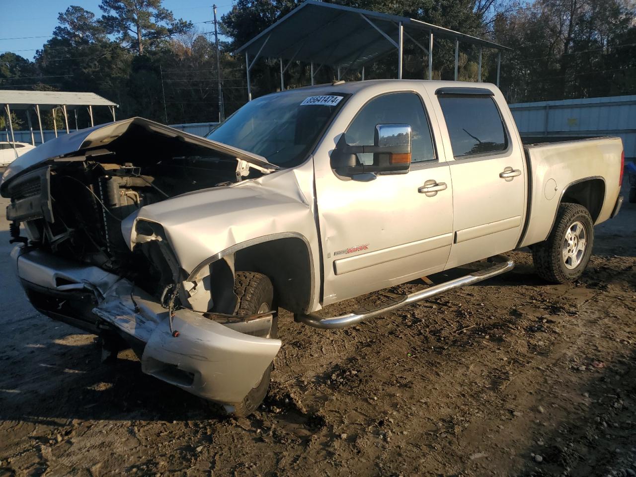 2007 Chevrolet Silverado C1500 Crew Cab VIN: 2GCFC13YX71671800 Lot: 85641474