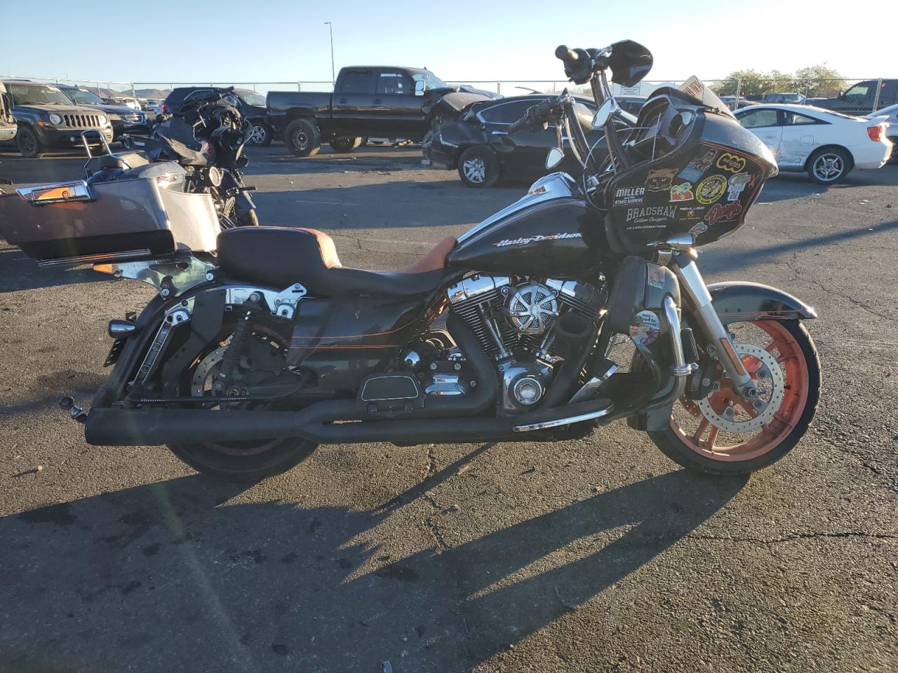 2015 Harley-Davidson Fltrxs Road Glide Special VIN: 1HD1KTM37FB624023 Lot: 82658284