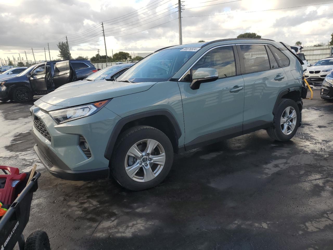 2019 Toyota Rav4 Xle VIN: JTMW1RFV2KJ014199 Lot: 86576534