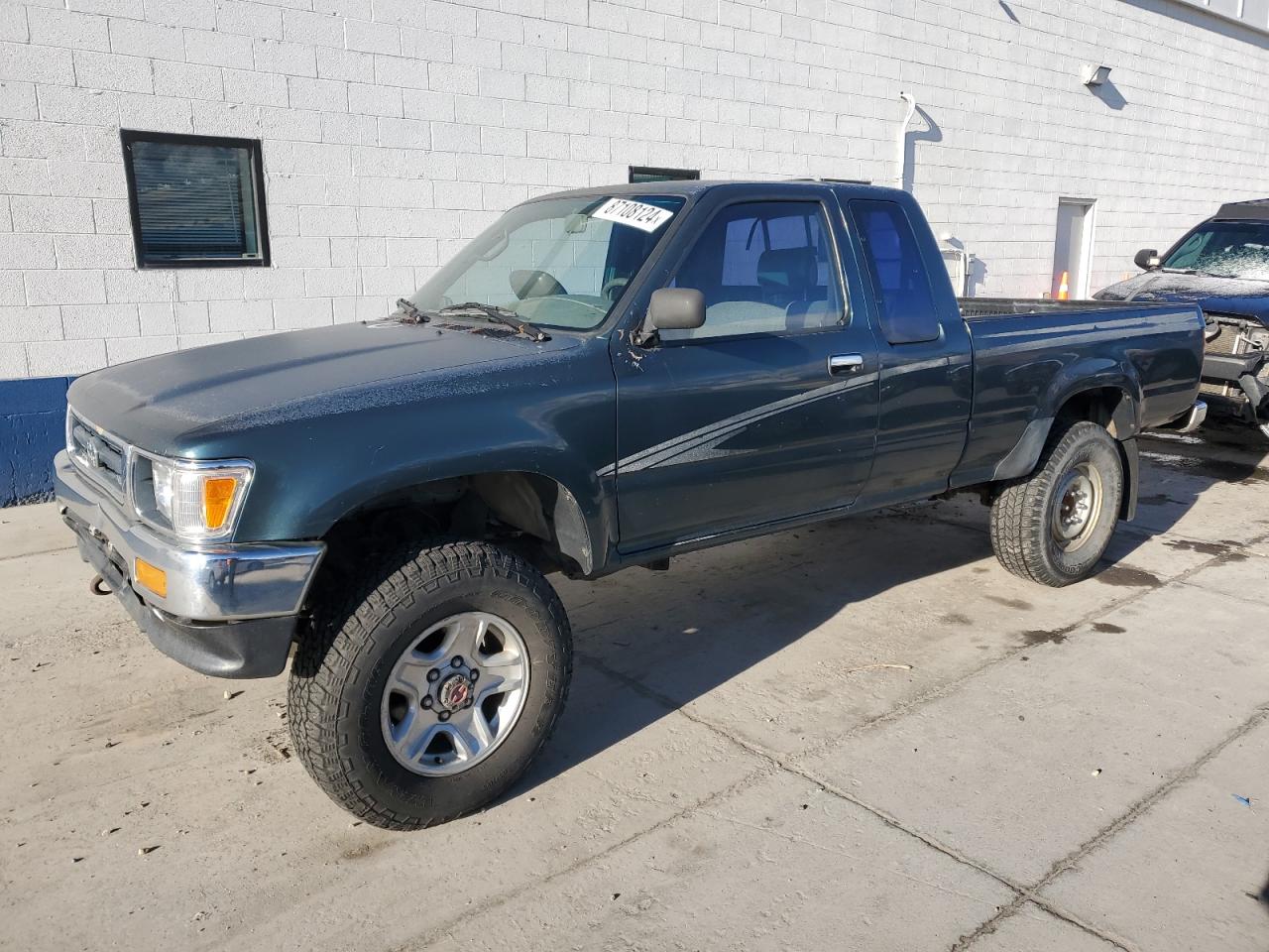 1994 Toyota Pickup 1/2 Ton Extra Long Wheelbase Dx VIN: 4TAVN13DXRZ269946 Lot: 87108124