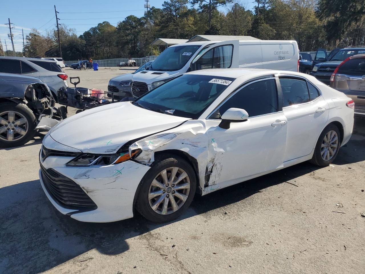 2018 Toyota Camry L VIN: 4T1B11HK1JU542702 Lot: 86571384