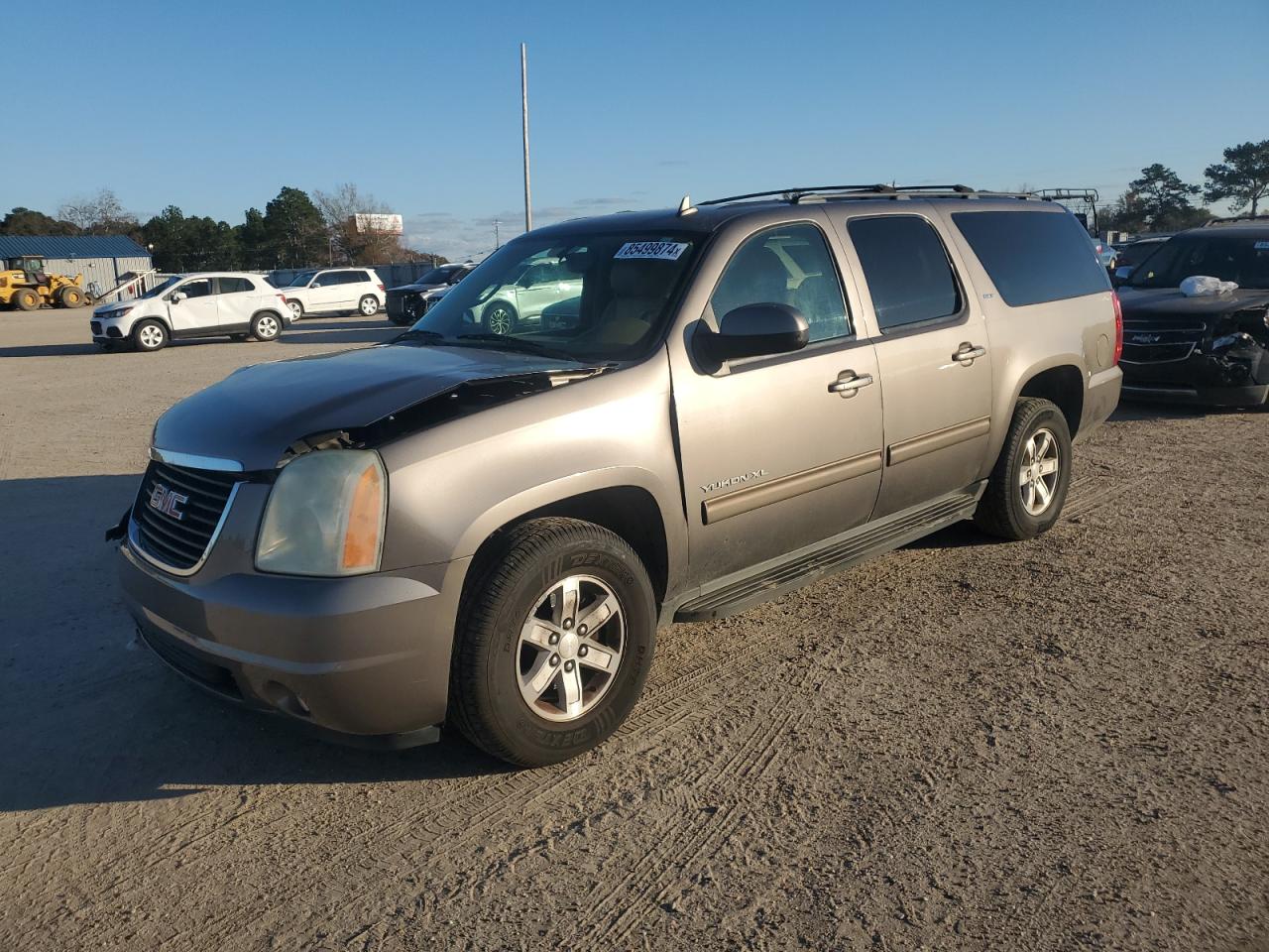 2011 GMC Yukon Xl C1500 Slt VIN: 1GKS1KE09BR271636 Lot: 85499874