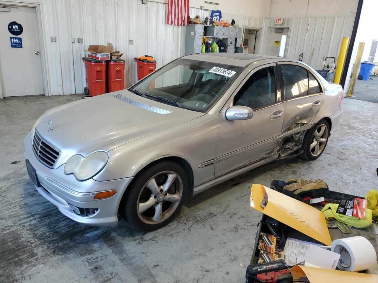 2005 Mercedes-Benz C 230K Sport Sedan VIN: WDBRF40J45F630290 Lot: 83910674